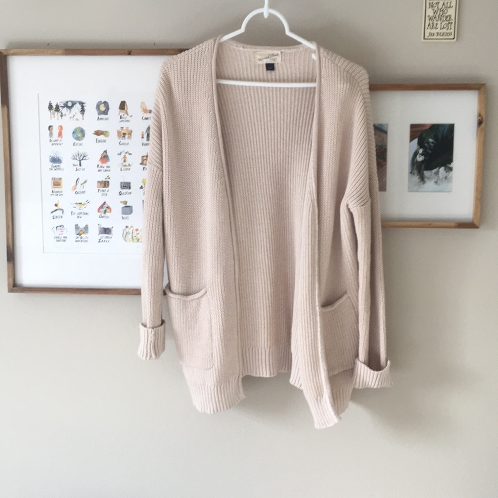 Universal Thread sweater